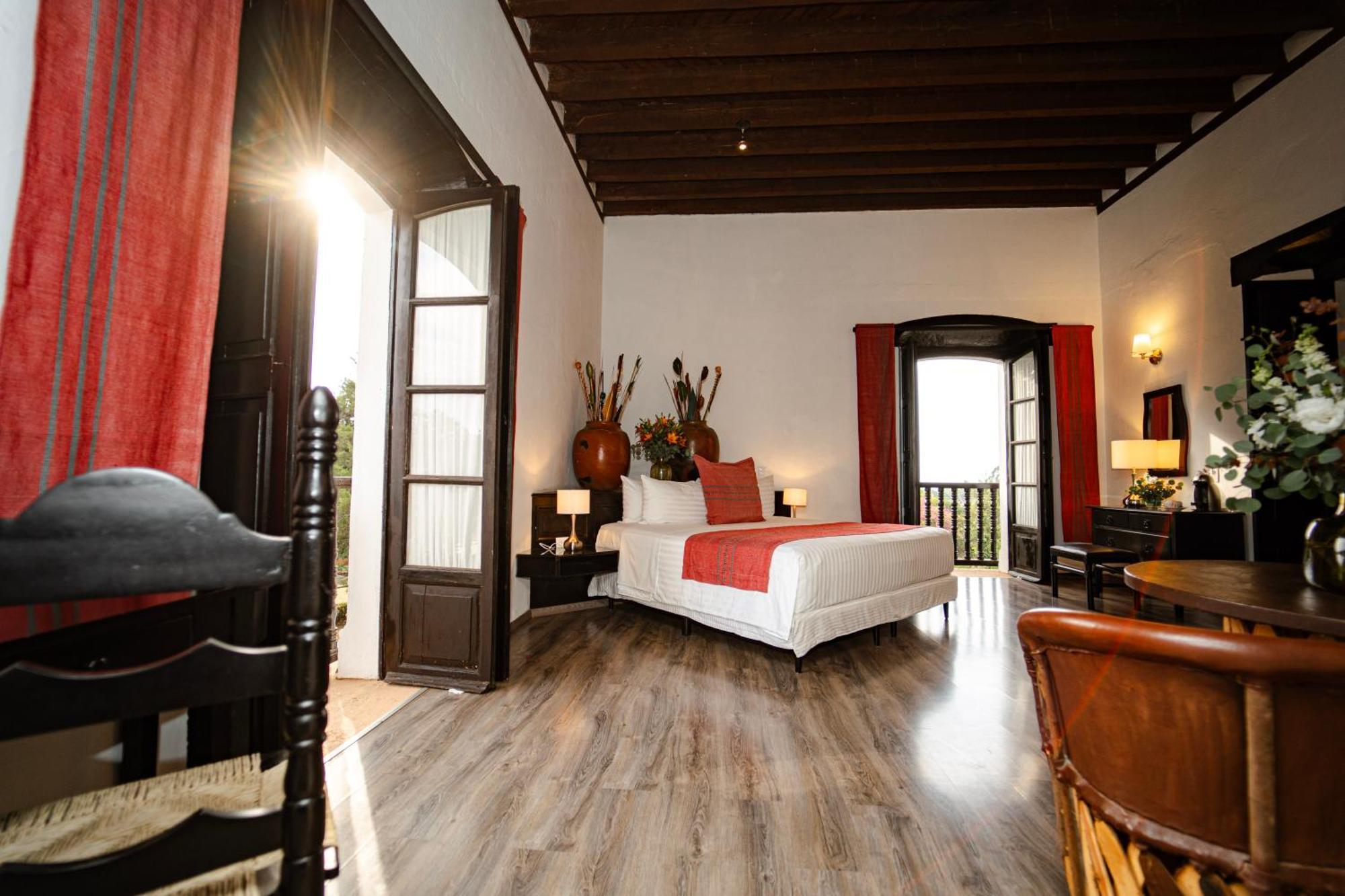 Best Western Plus Posada De Don Vasco Patzcuaro Exterior photo