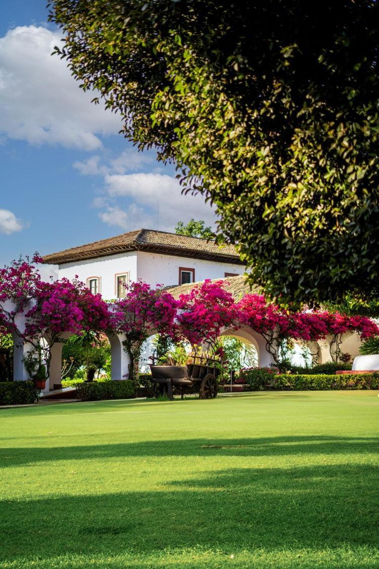 Best Western Plus Posada De Don Vasco Patzcuaro Exterior photo Quinta do Lago