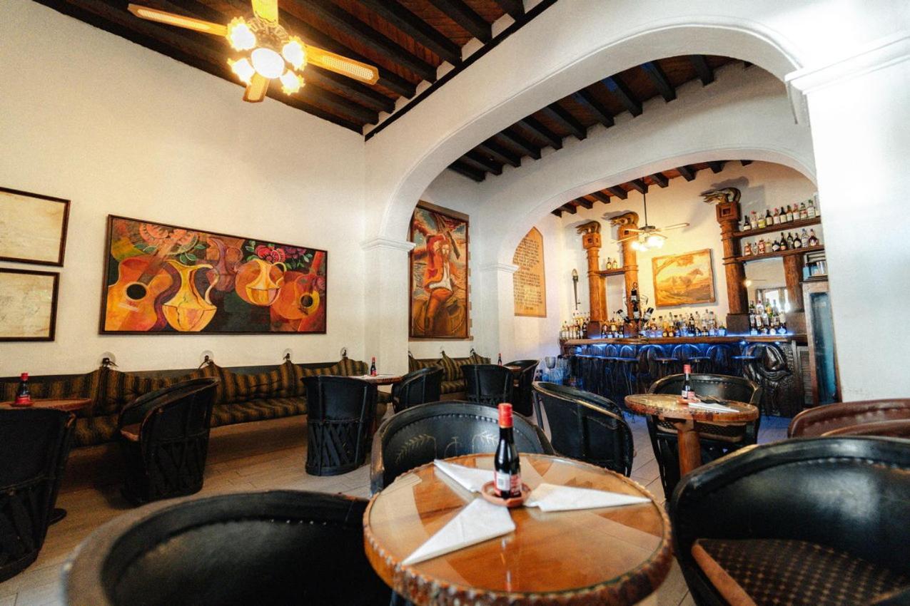 Best Western Plus Posada De Don Vasco Patzcuaro Exterior photo Interior of the restaurant